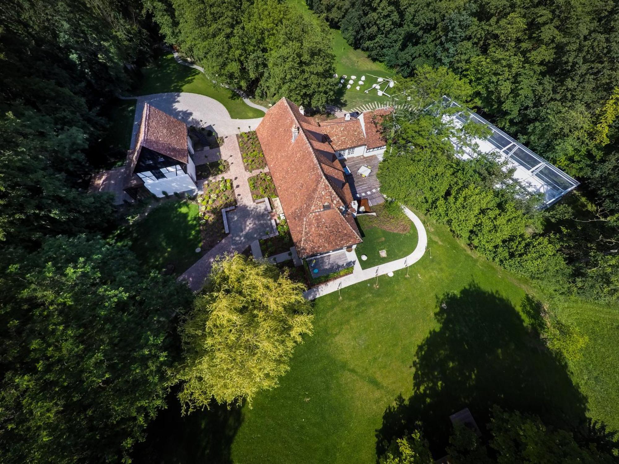 Domaine Du Kaegy - Hebergements 5 Etoiles Steinbrunn-le-Bas 外观 照片